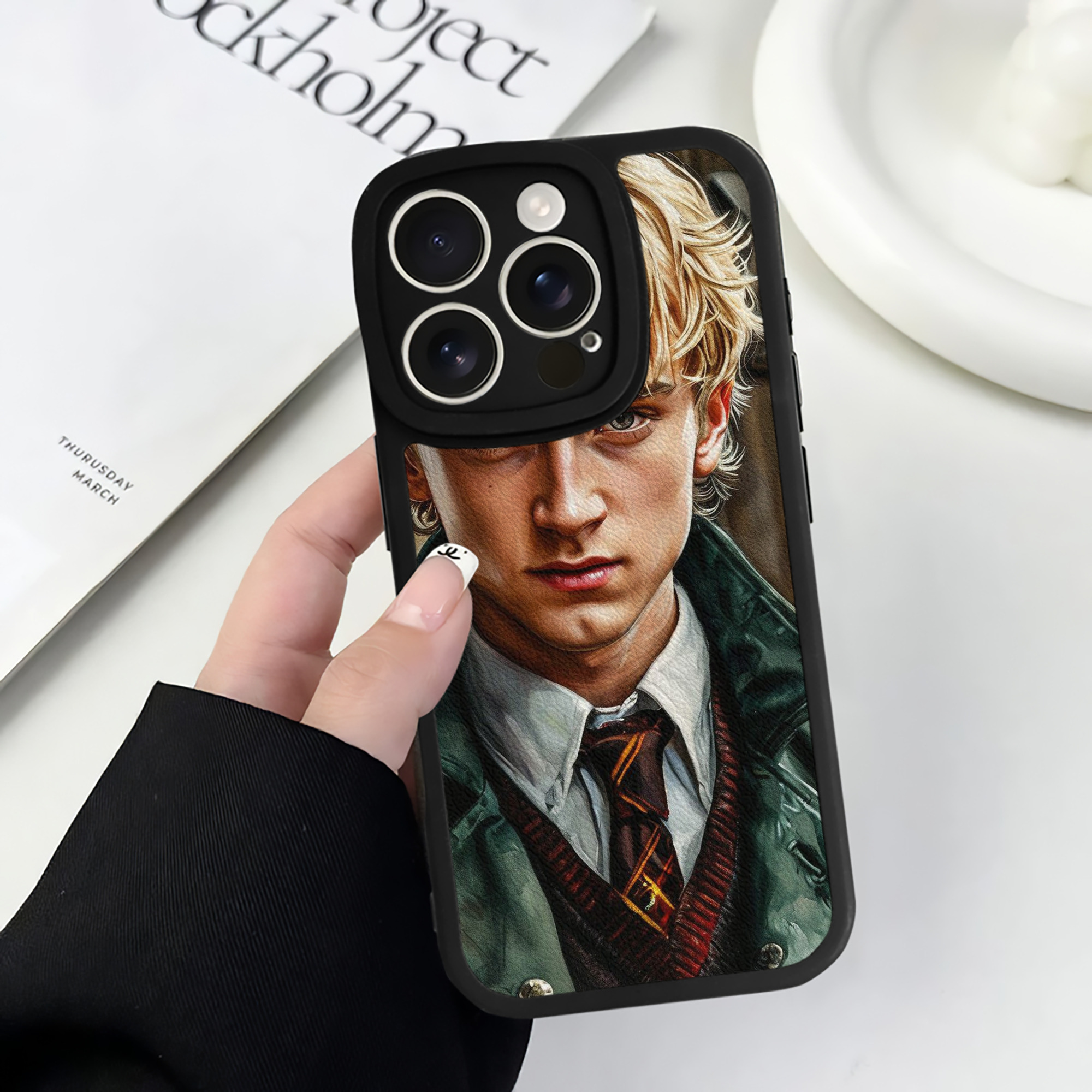 （画像用） Harry Potter ハリー・ポッターシリーズ 【iPhone 16シリーズ対応】シリコンスマホケース（レザー調） 材質：シリコン